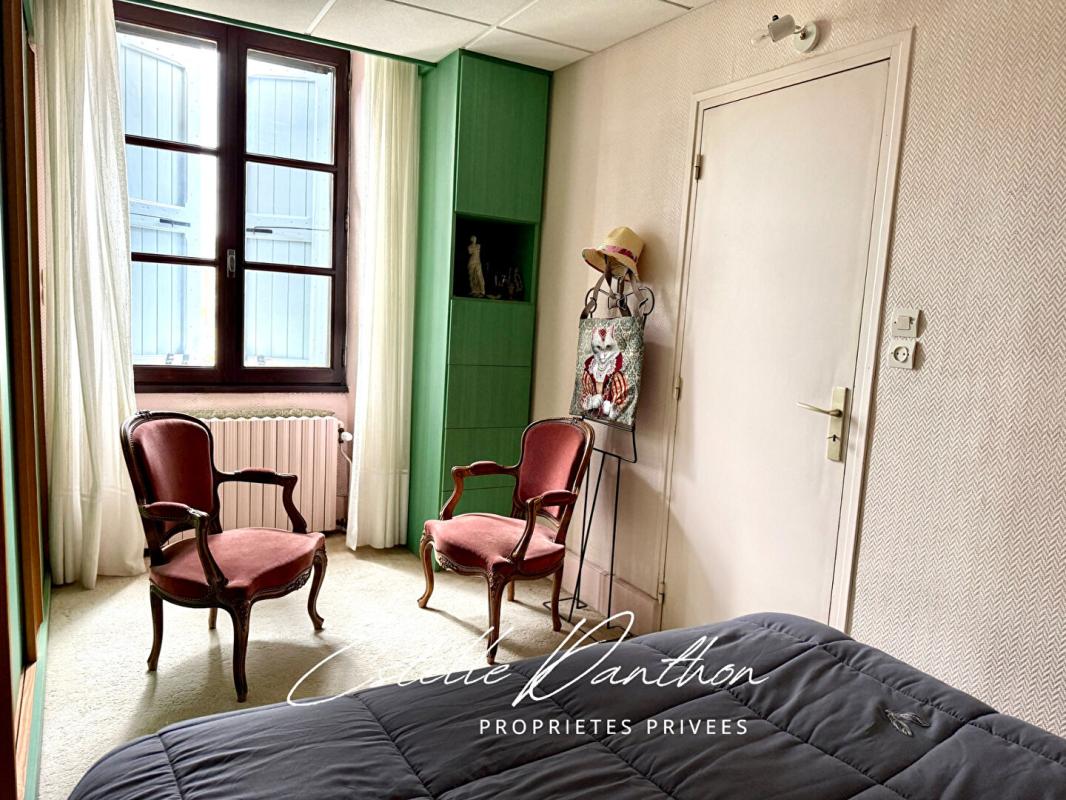 LE GRAND-LEMPS Maison centre-ville Le Grand Lemps 160 m2 7