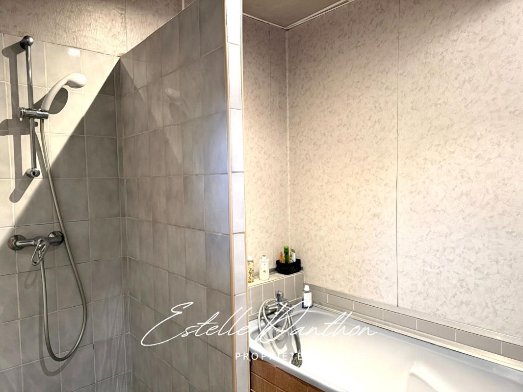 LE GRAND-LEMPS Maison centre-ville Le Grand Lemps 160 m2 9