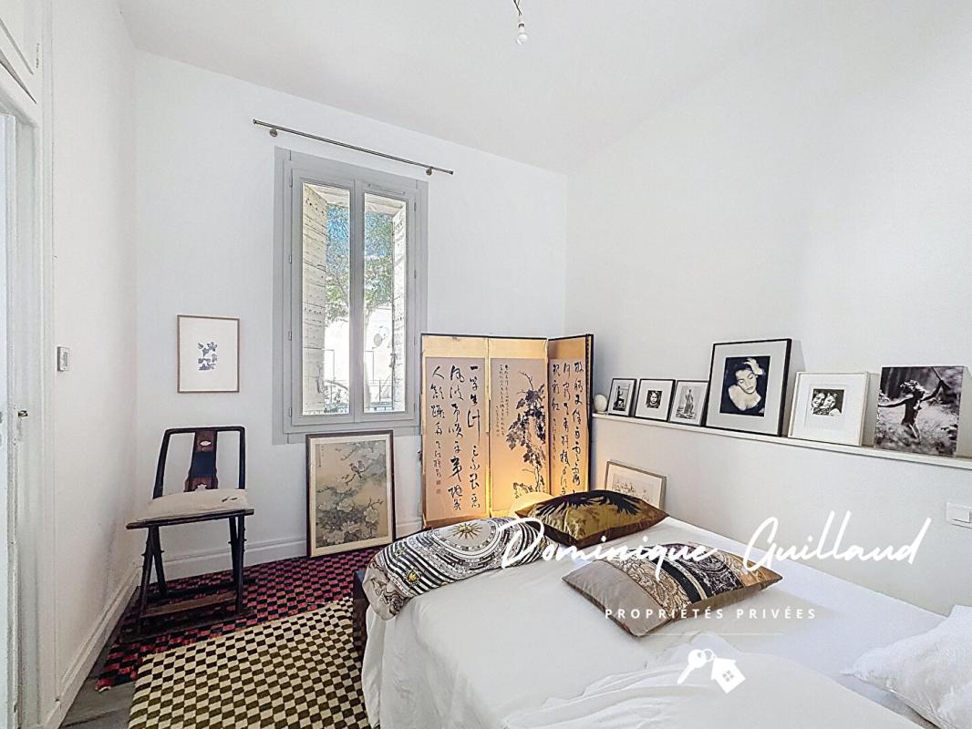 NIMES NÎMES -MAISON CARRÉ 10