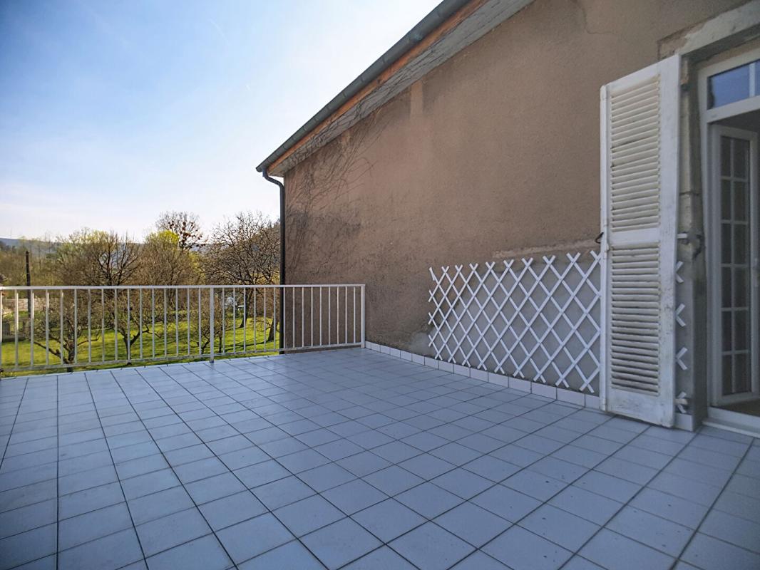 CLERVAL Charmante propriété de caractère à Pays-de-Clerval 12