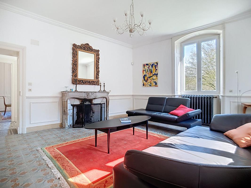 CLERVAL Charmante propriété de caractère à Pays-de-Clerval 4