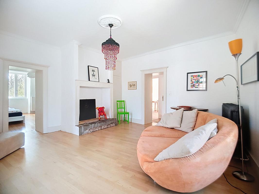 CLERVAL Charmante propriété de caractère à Pays-de-Clerval 9