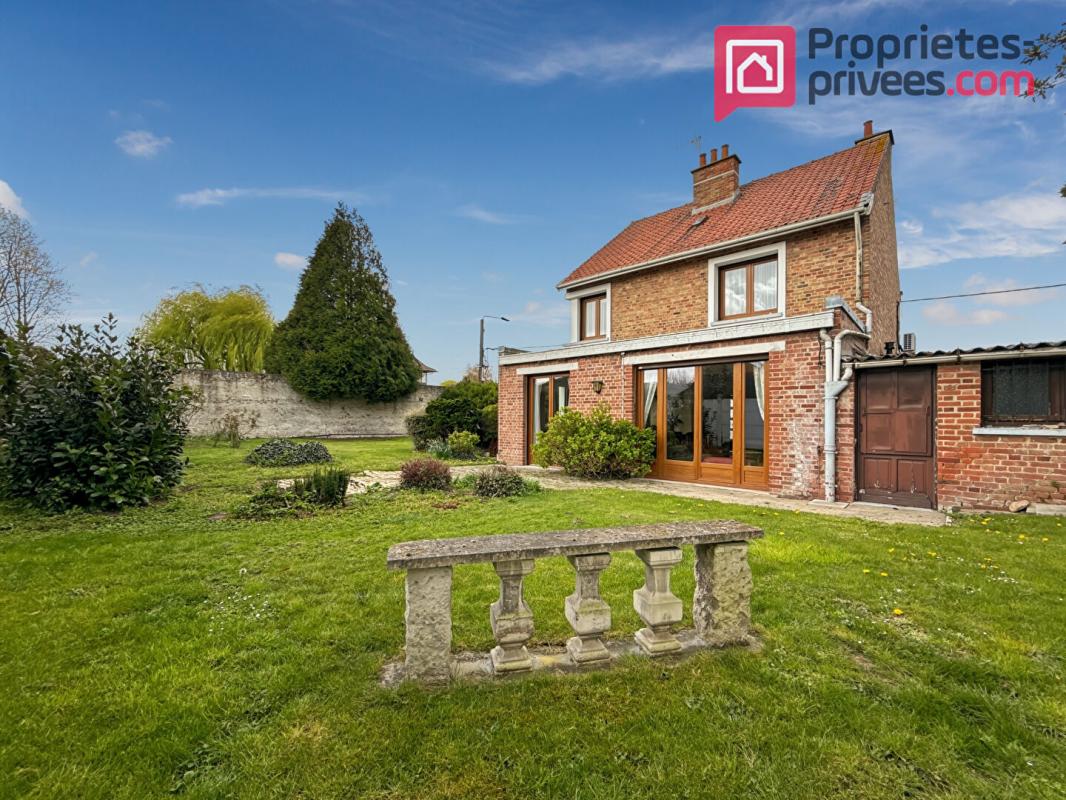 LA CHAPELLE-D'ARMENTIERES Maison La Chapelle D Armentieres 5 pièce(s) 465 m2 11