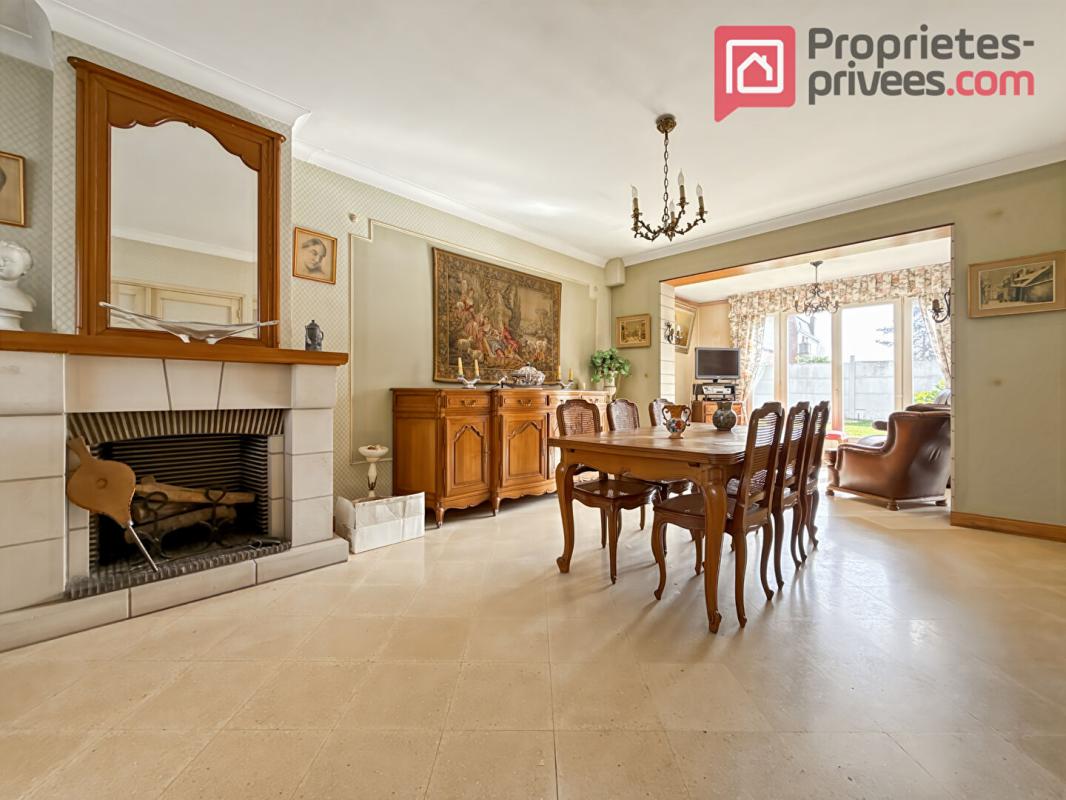 LA CHAPELLE-D'ARMENTIERES Maison La Chapelle D Armentieres 5 pièce(s) 465 m2 2