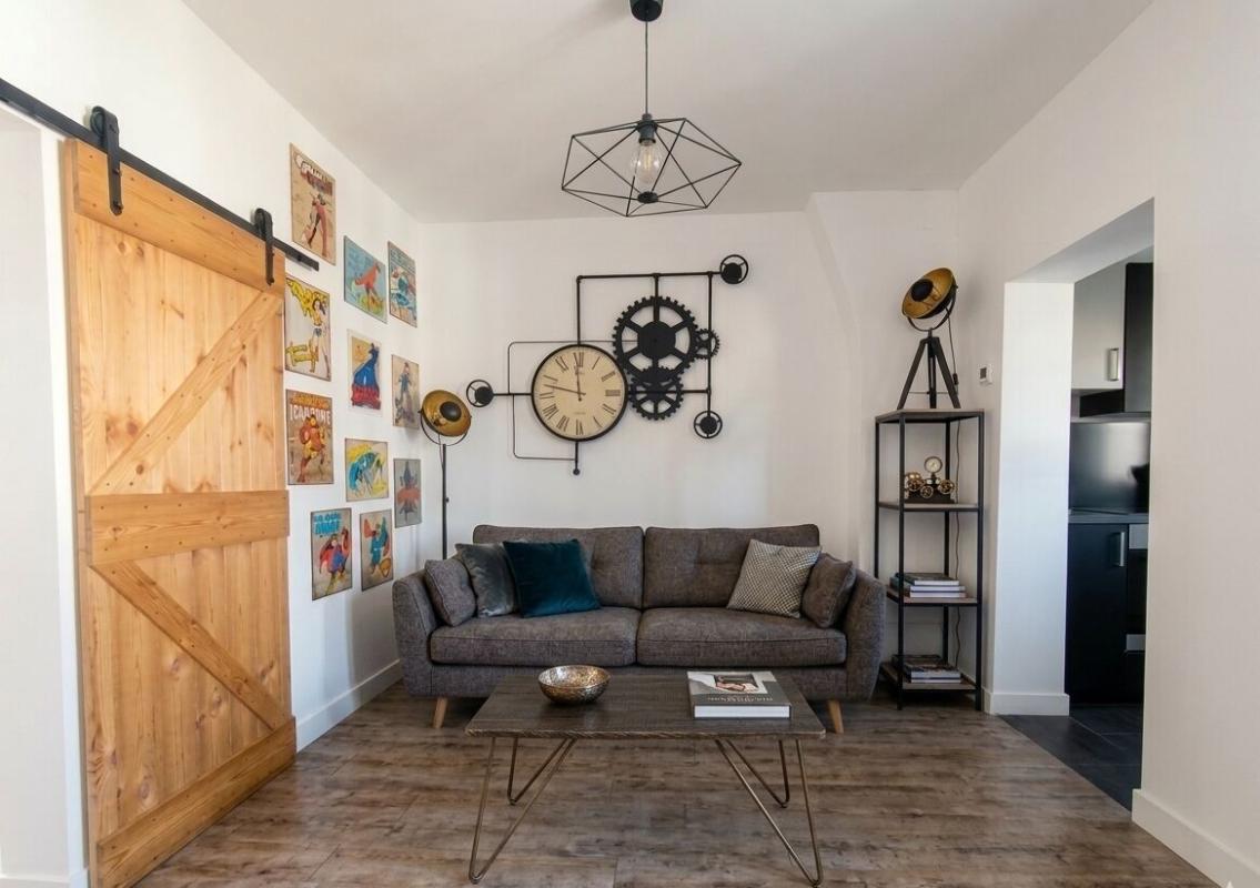 TOURS T2 de charme refait à neuf ? Hyper-centre de Tours ? Calme absolu 1