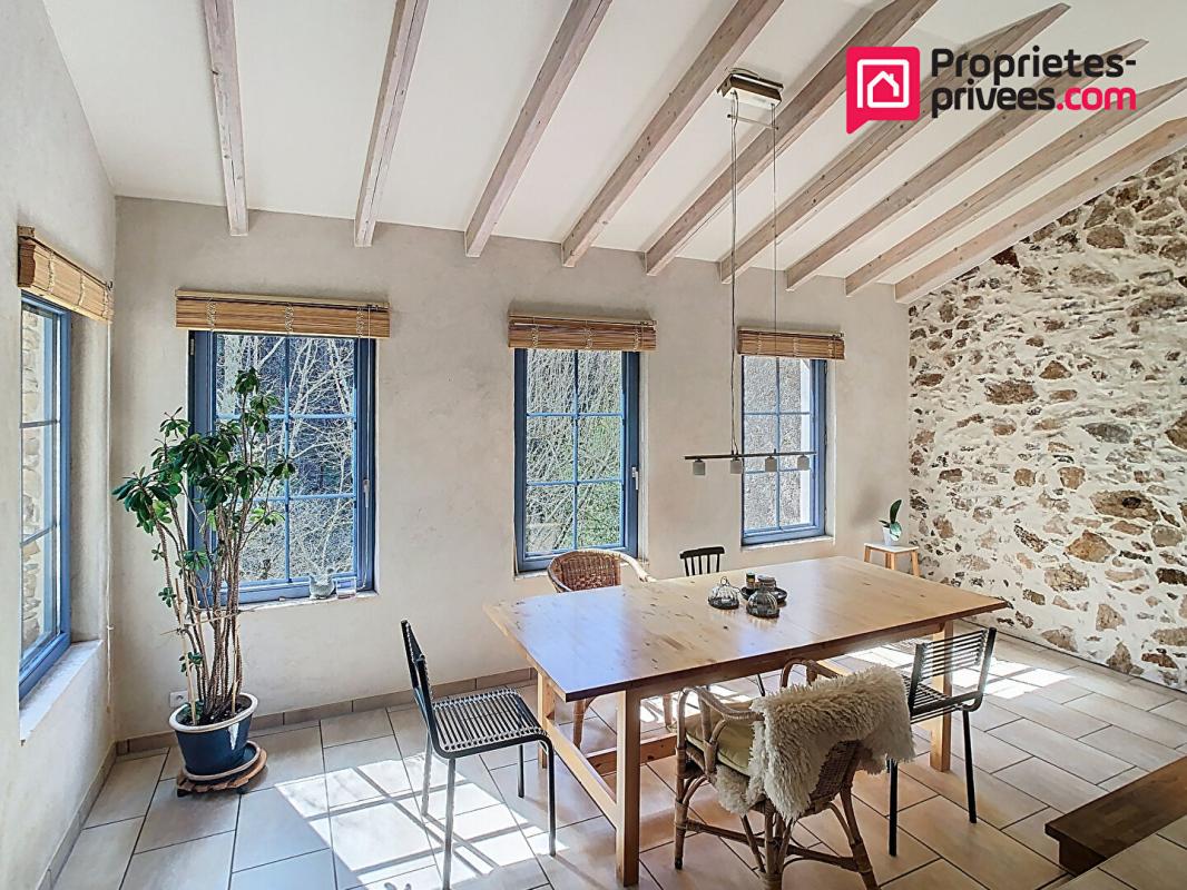 AVEZE Maison Aveze 6 pièce(s) 115 m2 12