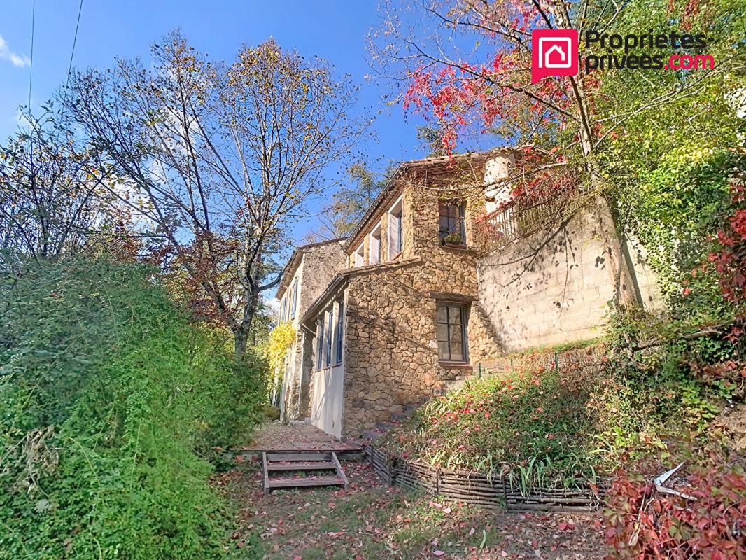 AVEZE Maison Aveze 6 pièce(s) 115 m2 7