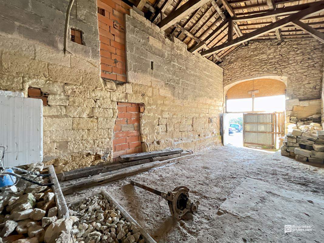 AUBIE-ET-ESPESSAS À vendre Grange à rénover avec permis accepté 101 m² - Val de Virvée 12