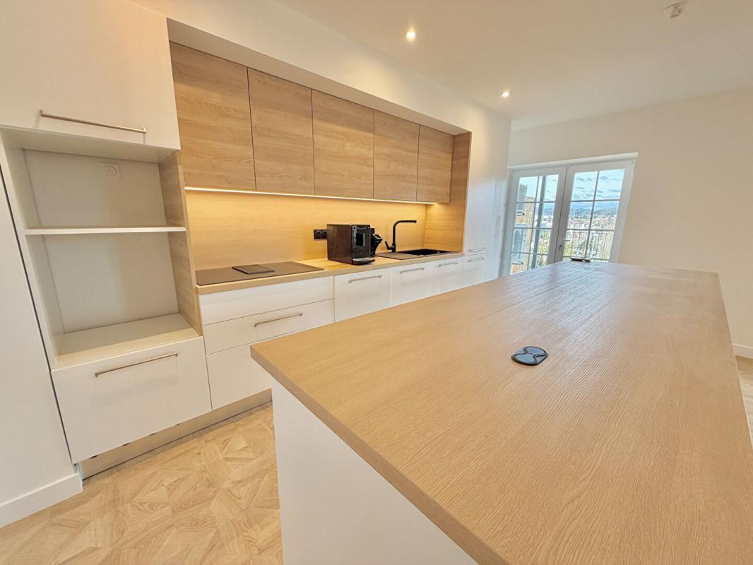 CAHORS Appartement 3 pièces avec terrasse en centre ville 5