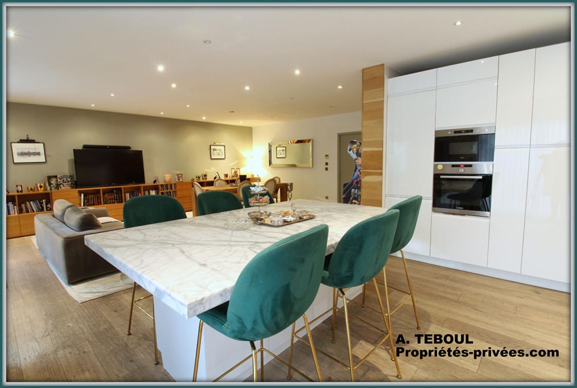 VILLEURBANNE MAISON INDIVIDUELLE PLAIN-PIED A VILLEURBANNE DE 105M² AVEC JARDIN DE 60M² CONSTRUITE EN 2011 17