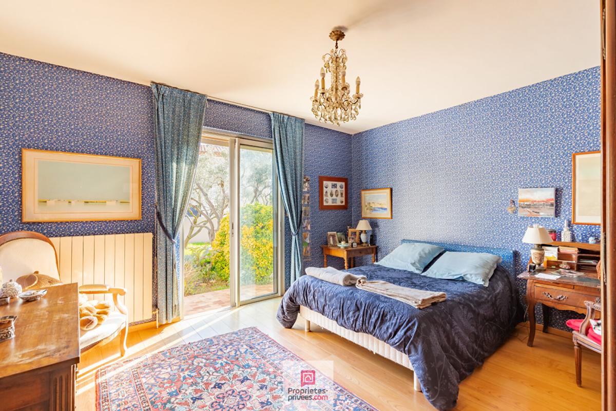 NARBONNE Maison  6 pièce(s) 270 m2 11