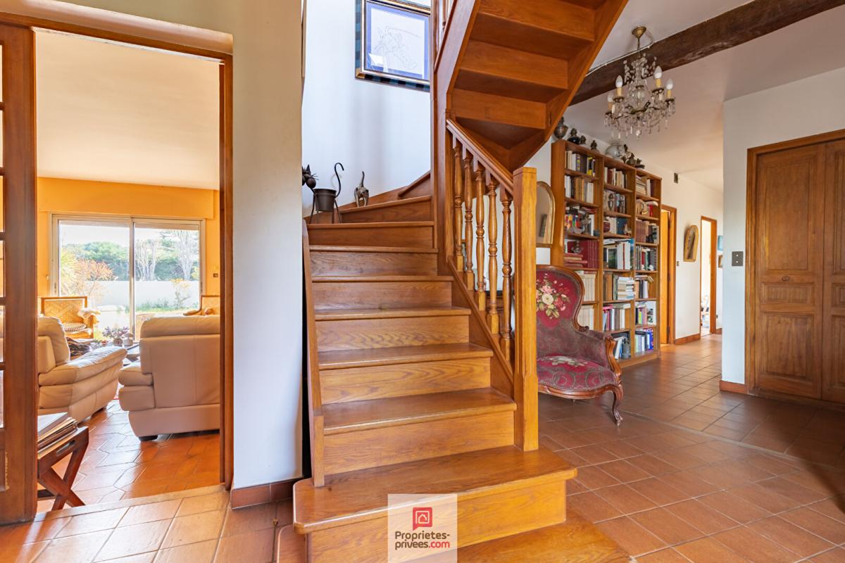 NARBONNE Maison  6 pièce(s) 270 m2 8