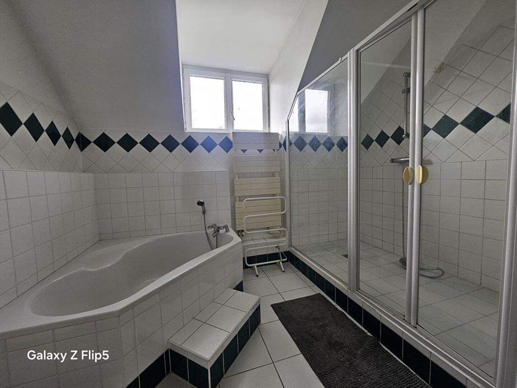 WARMERIVILLE Corps de ferme -  Warmeriville 14