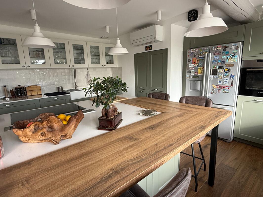 ARLES Maison Arles 7 pièce(s) 198 m2 6