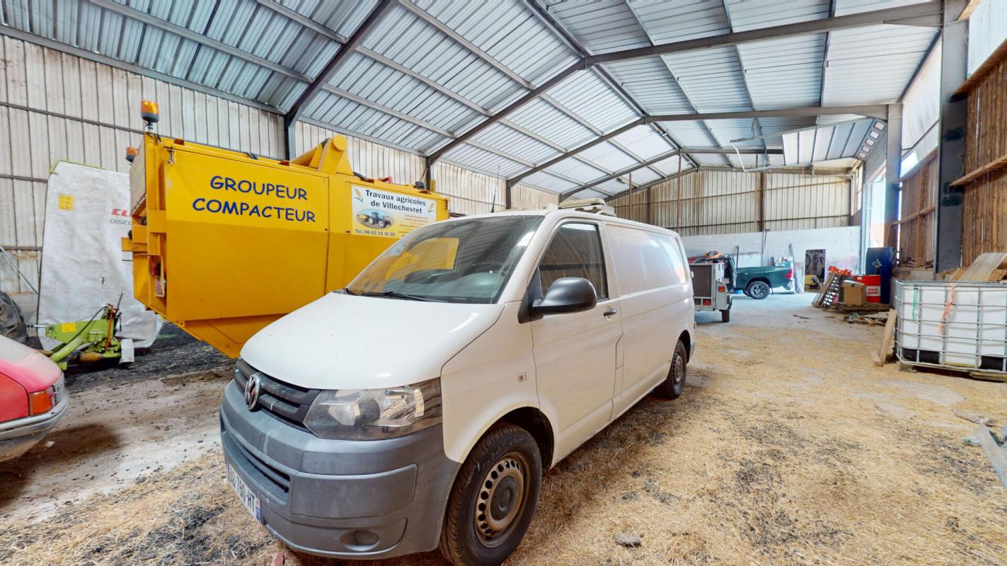 JOUY-LE-CHATEL MAISON PLEIN PIED 5 pièces + 2 HANGARS + BOX CHEVAUX 630 000 11