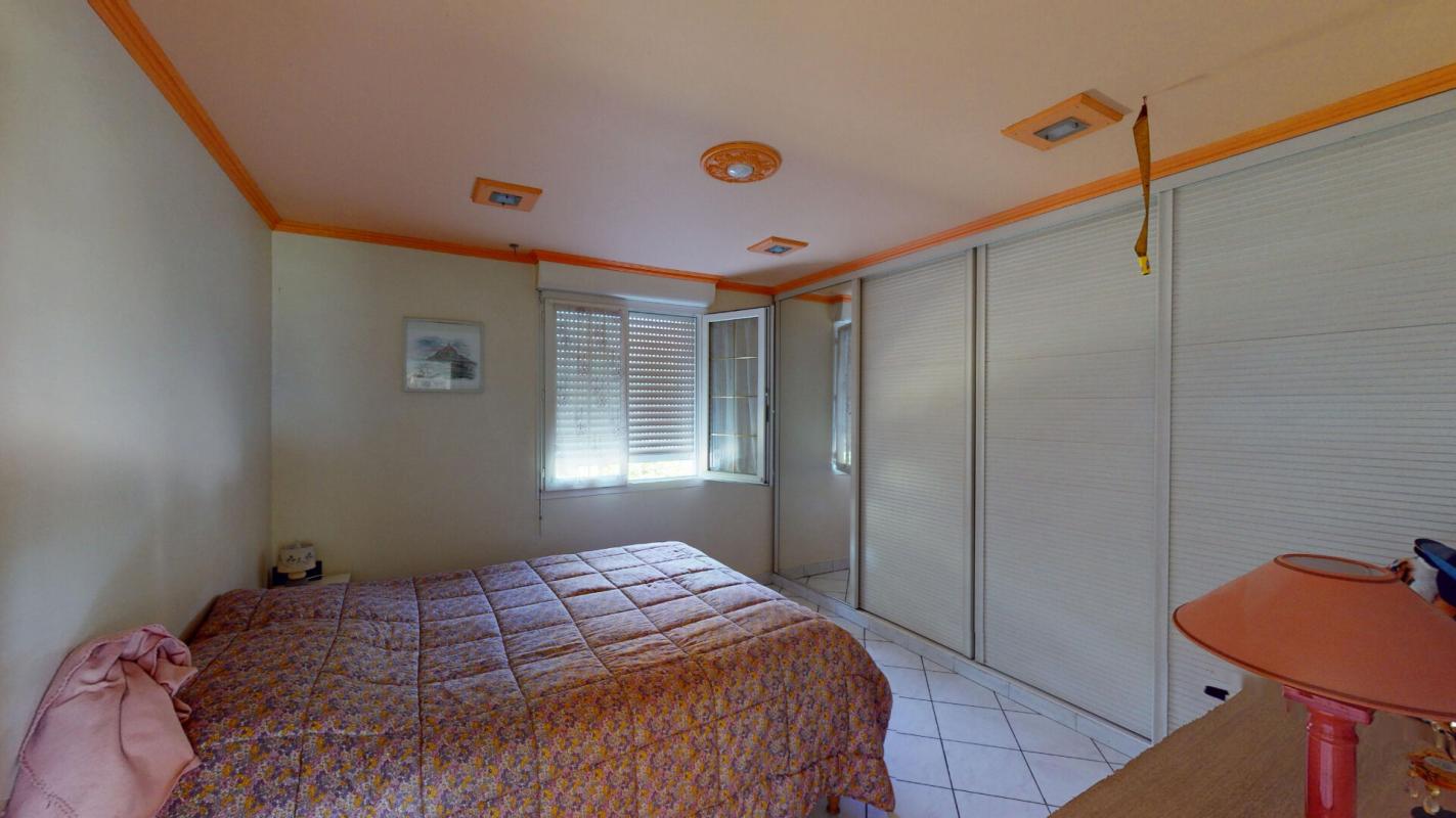 JOUY-LE-CHATEL MAISON PLEIN PIED 5 pièces + 2 HANGARS + BOX CHEVAUX 630 000 6