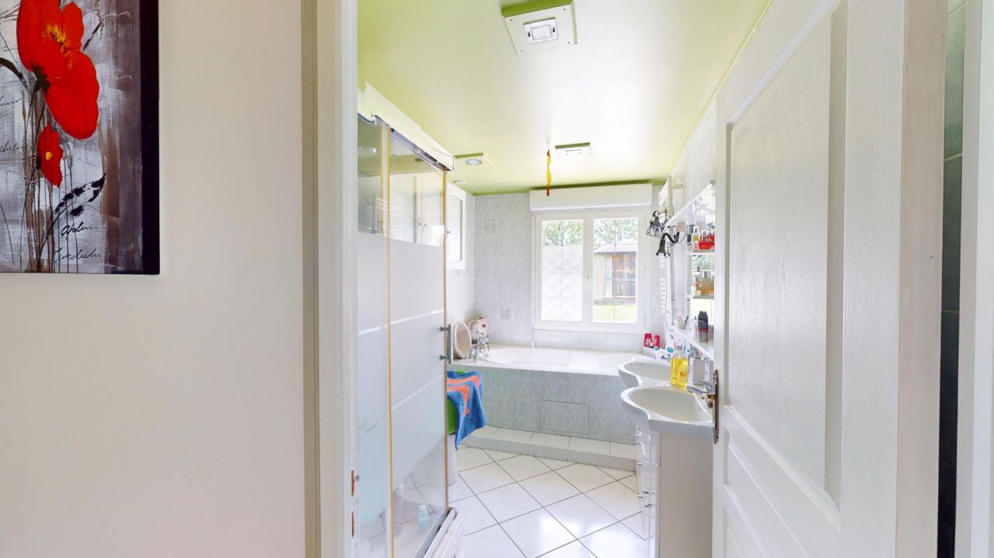 JOUY-LE-CHATEL MAISON PLEIN PIED 5 pièces + 2 HANGARS + BOX CHEVAUX 630 000 8