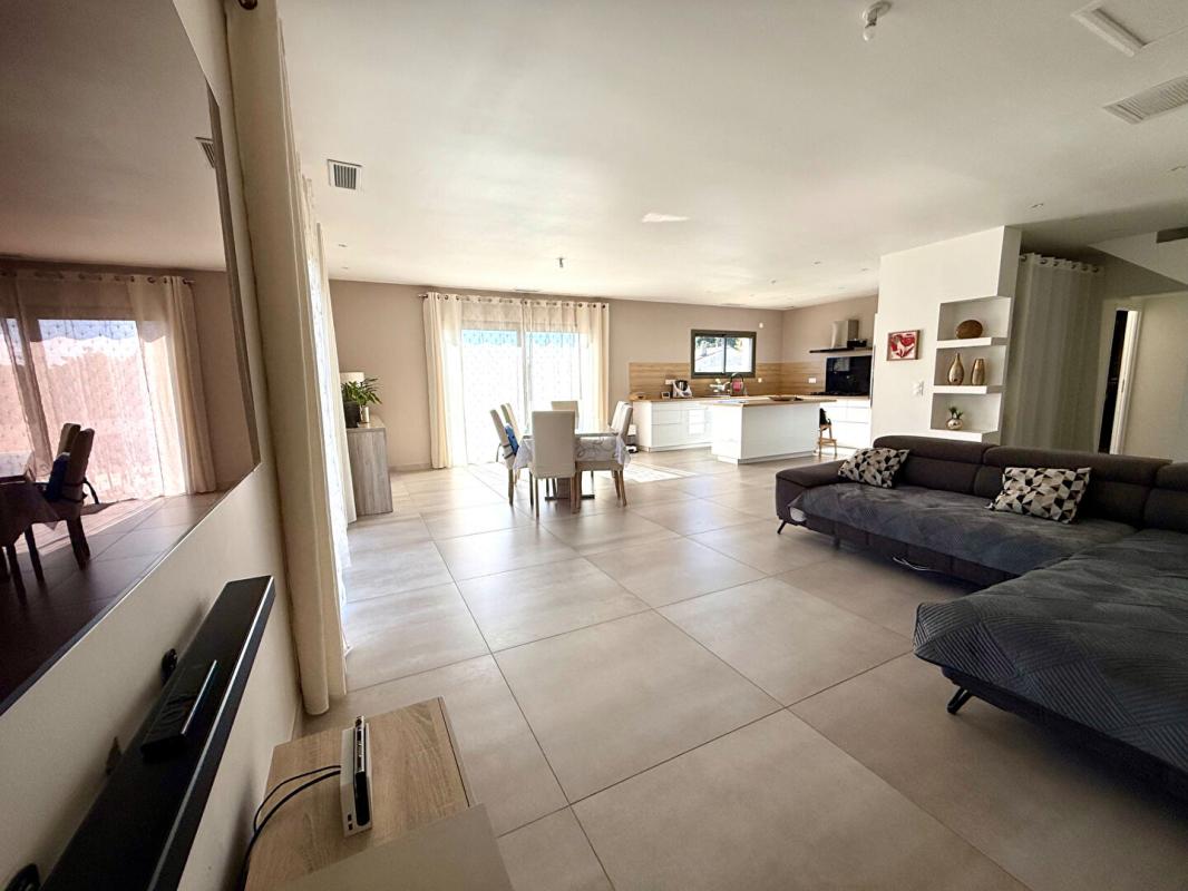 SAINT-CHAMAS Magnifique villa 140m² avec piscine 8