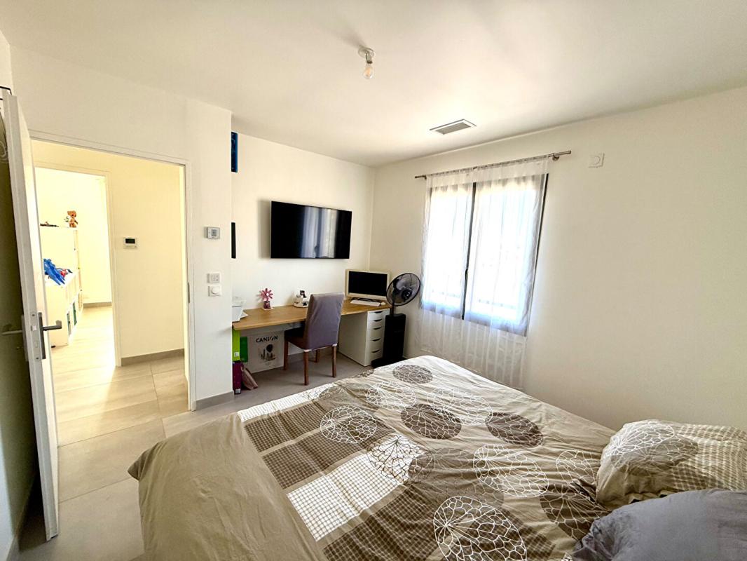 SAINT-CHAMAS Magnifique villa 140m² avec piscine 11