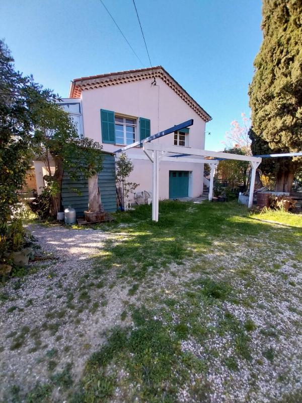 DRAGUIGNAN Maison centre - ville , ideale grande famille, entrepreneurs ou investisseurs 4