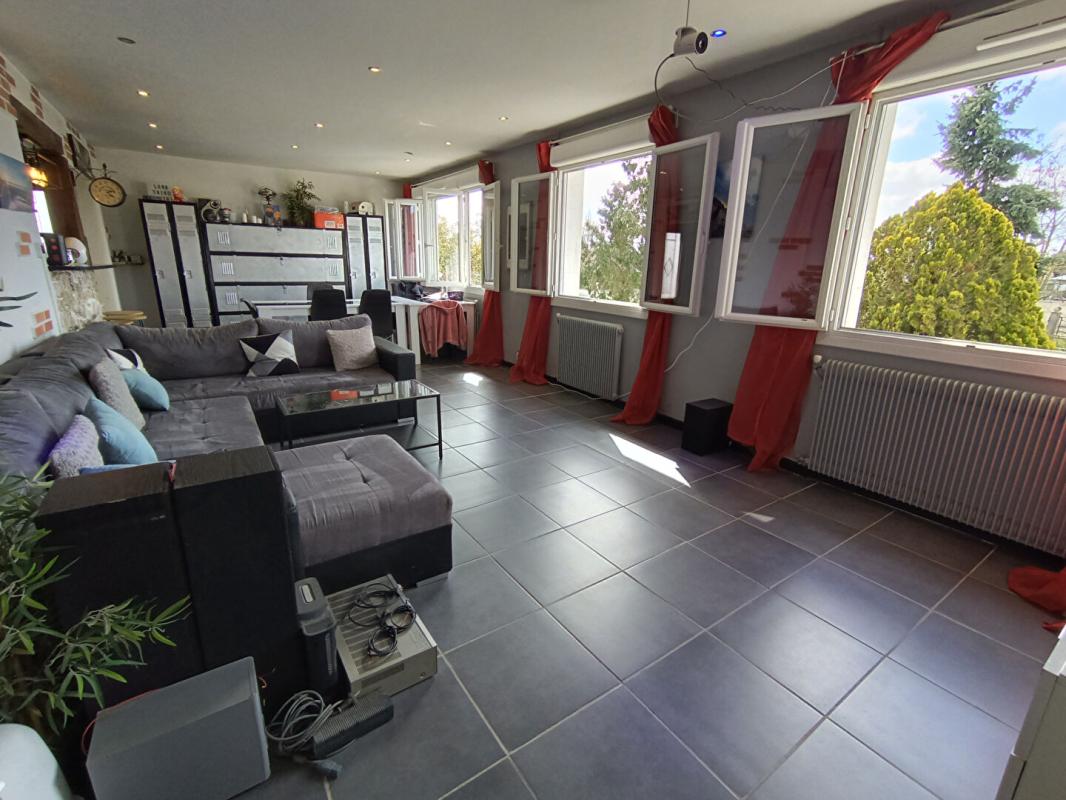 MAGNY-COURS MAGNY-COURS - MAISON 3 CHB AVEC ENTREPOT 11