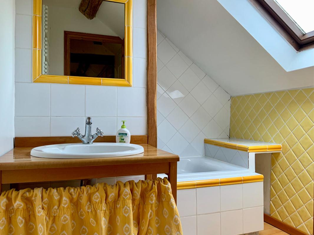 SALINS Belle longère de 130 m² avec son jardin bucolique - Salins 16