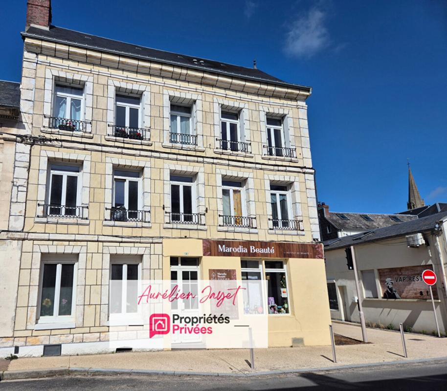 GODERVILLE Maison de ville avec garage, et cour extérieur 11