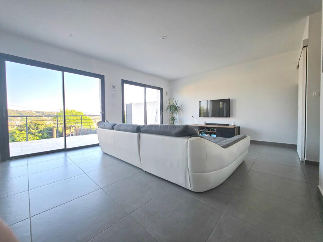 SANARY-SUR-MER Maison  DE 116M2 AVEC PISCINE A SANARY QUARTIER BEAUCOURS 5