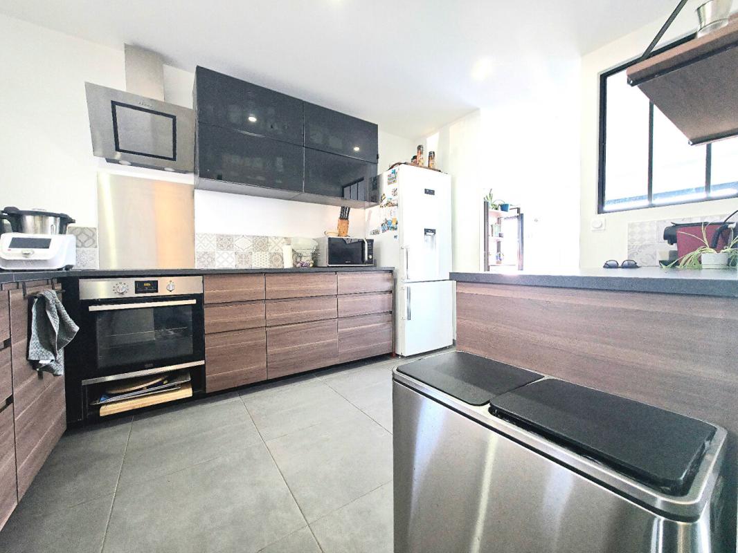 SANARY-SUR-MER Maison  DE 116M2 AVEC PISCINE A SANARY QUARTIER BEAUCOURS 6