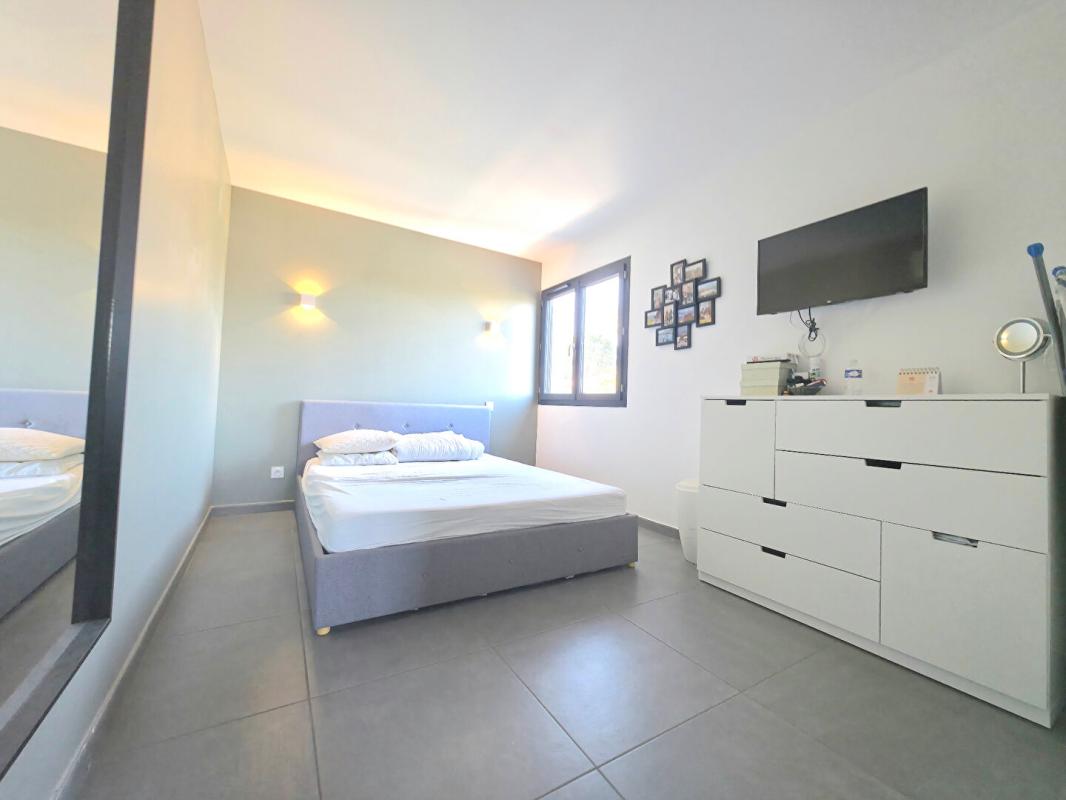 SANARY-SUR-MER Maison  DE 116M2 AVEC PISCINE A SANARY QUARTIER BEAUCOURS 7