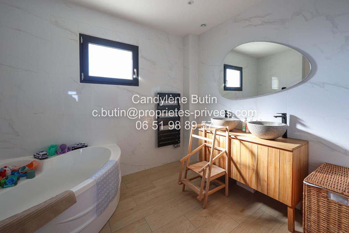 COLOMBIERS Villa moderne avec piscine type 4 7