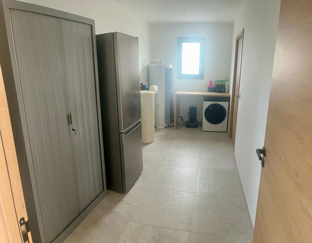 TRANS-EN-PROVENCE Villa Trans En Provence 5 pièces 165 m2 + grand garage 11