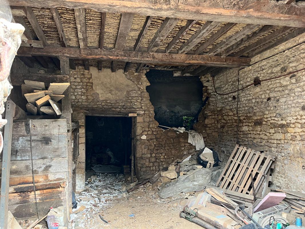 CROCY MAISON A REHABILITER 10