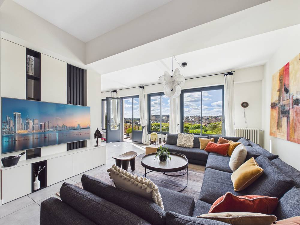 POITIERS Maison d'exception de 220 m² avec vue panoramique sur Poitiers , 5 chambres ,jardin 4