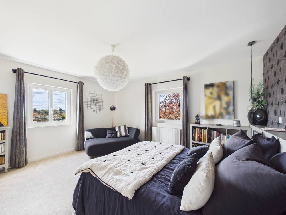 POITIERS Maison d'exception de 220 m² avec vue panoramique sur Poitiers , 5 chambres ,jardin 7