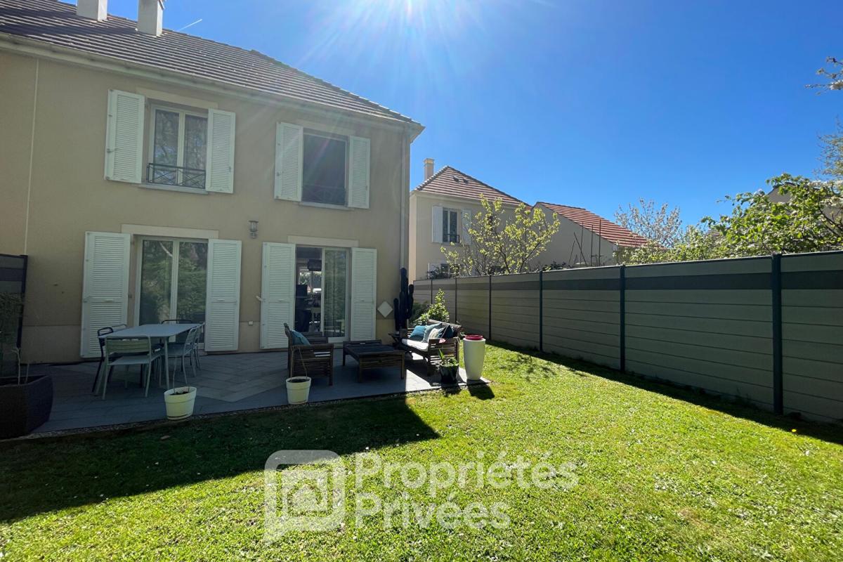 DOURDAN Maison de ville avec jardin 10