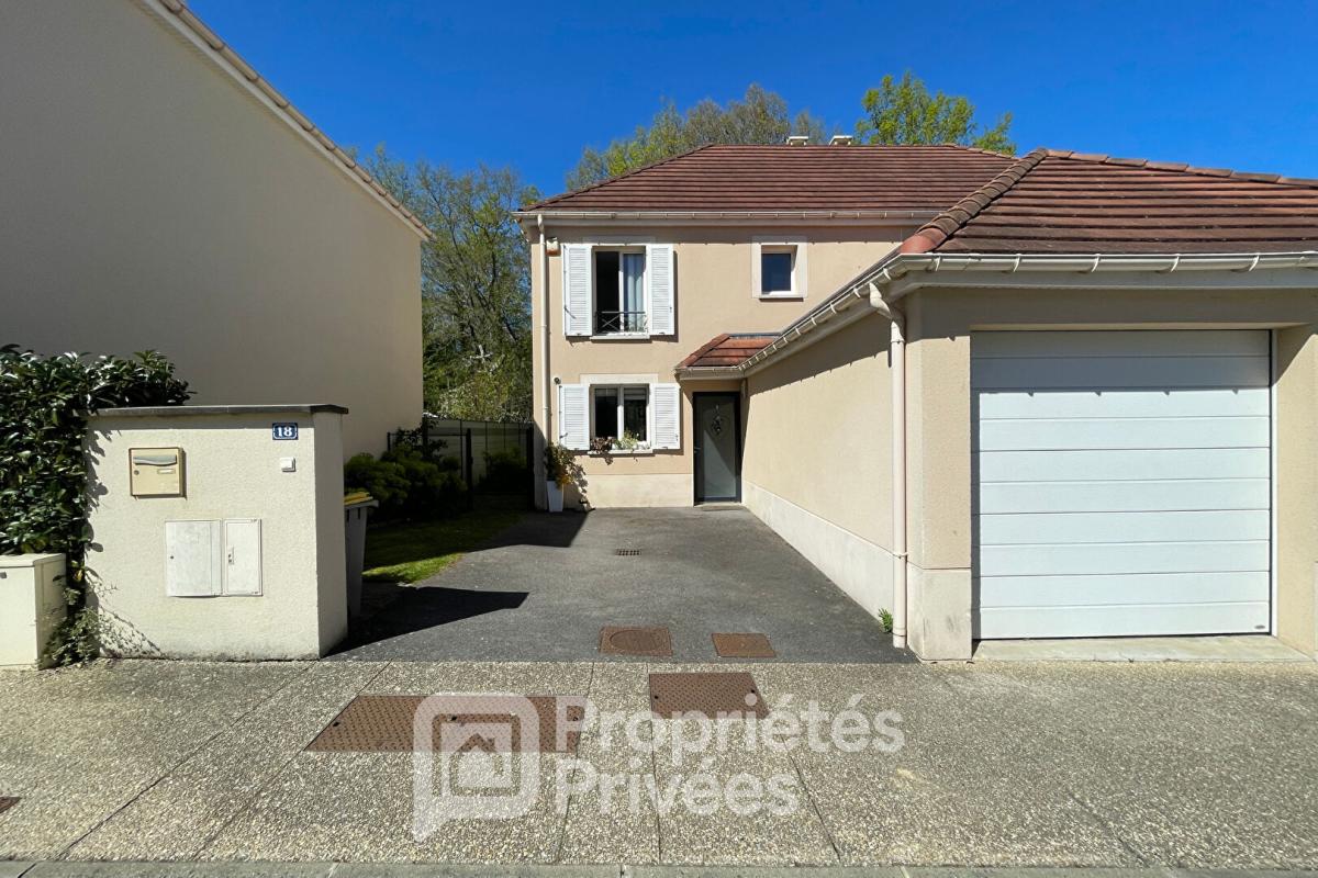 DOURDAN Maison de ville avec jardin 11