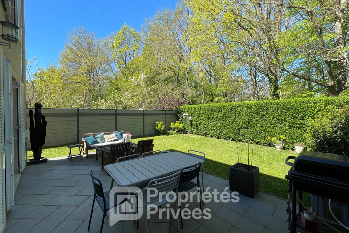 DOURDAN Maison de ville avec jardin 12