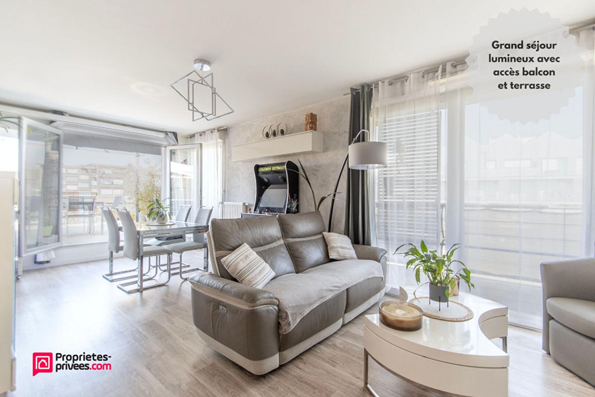 CORBEIL-ESSONNES Appartement F4 84m² avec terrasse de 76m², 2 balcons + 2 parkings 1