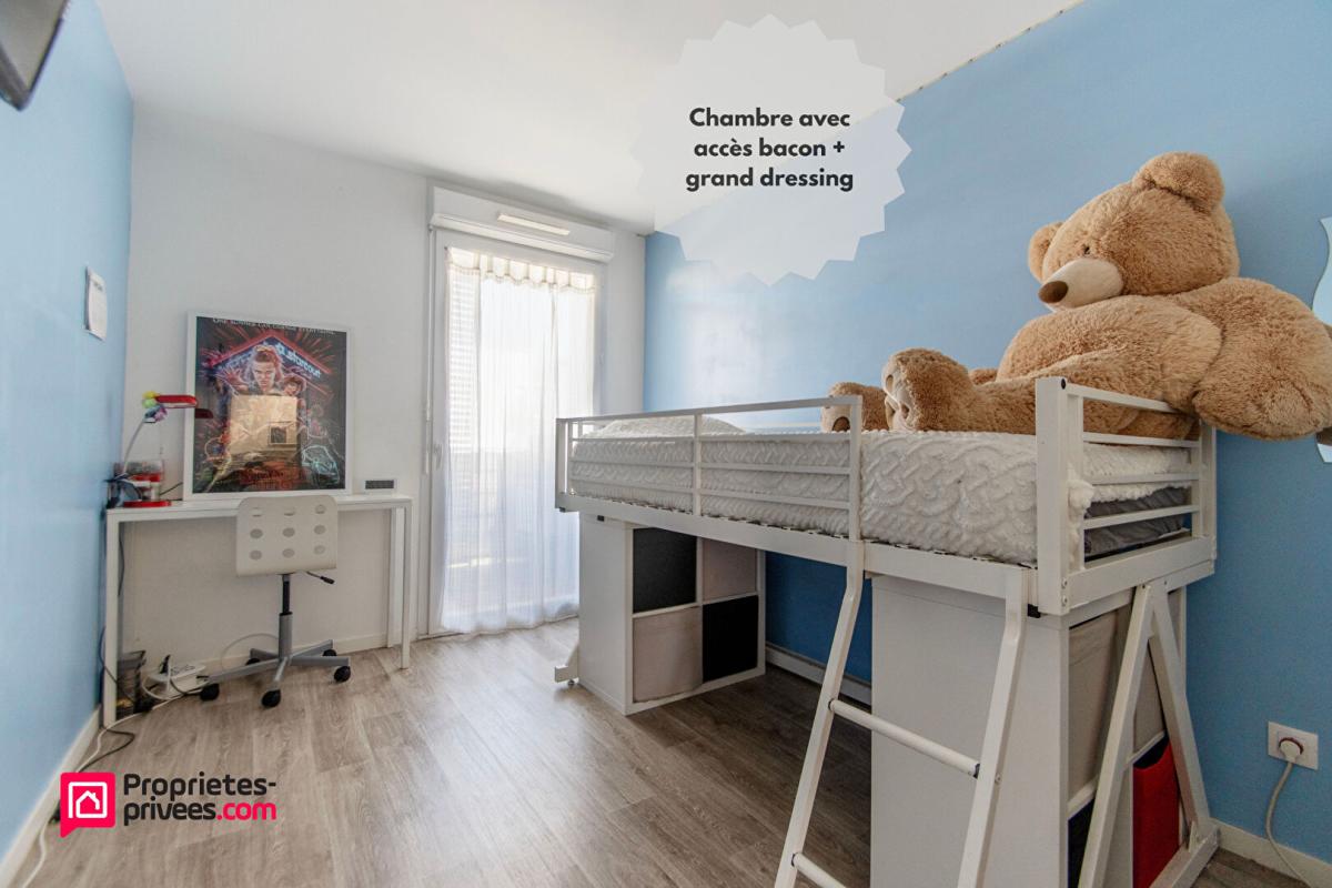 CORBEIL-ESSONNES Appartement F4 84m² avec terrasse de 76m², 2 balcons + 2 parkings 10