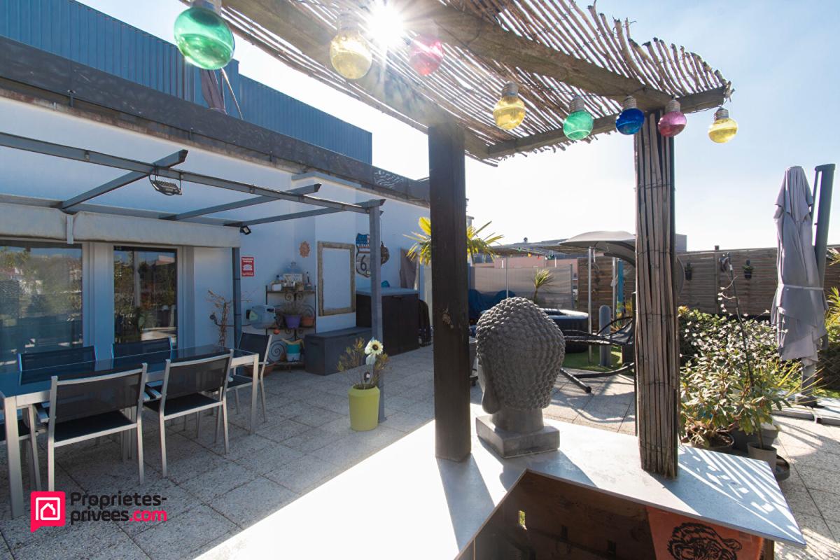 CORBEIL-ESSONNES Appartement F4 84m² avec terrasse de 76m², 2 balcons + 2 parkings 15