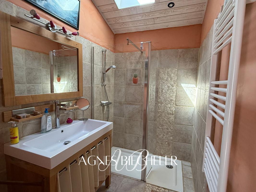 MONTESQUIEU-DES-ALBERES Superbe mas catalan rénové10 pièce(s) 270 m2 12