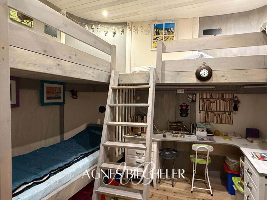 MONTESQUIEU-DES-ALBERES Superbe mas catalan rénové10 pièce(s) 270 m2 16