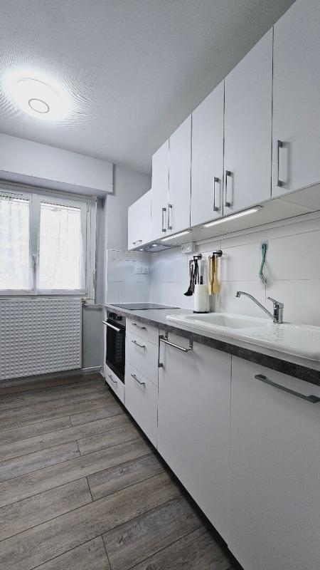 BOURGES BOURGES APPARTEMENT 32.3 M² RENOVÉ ET MEUBLÉ BALCON 5