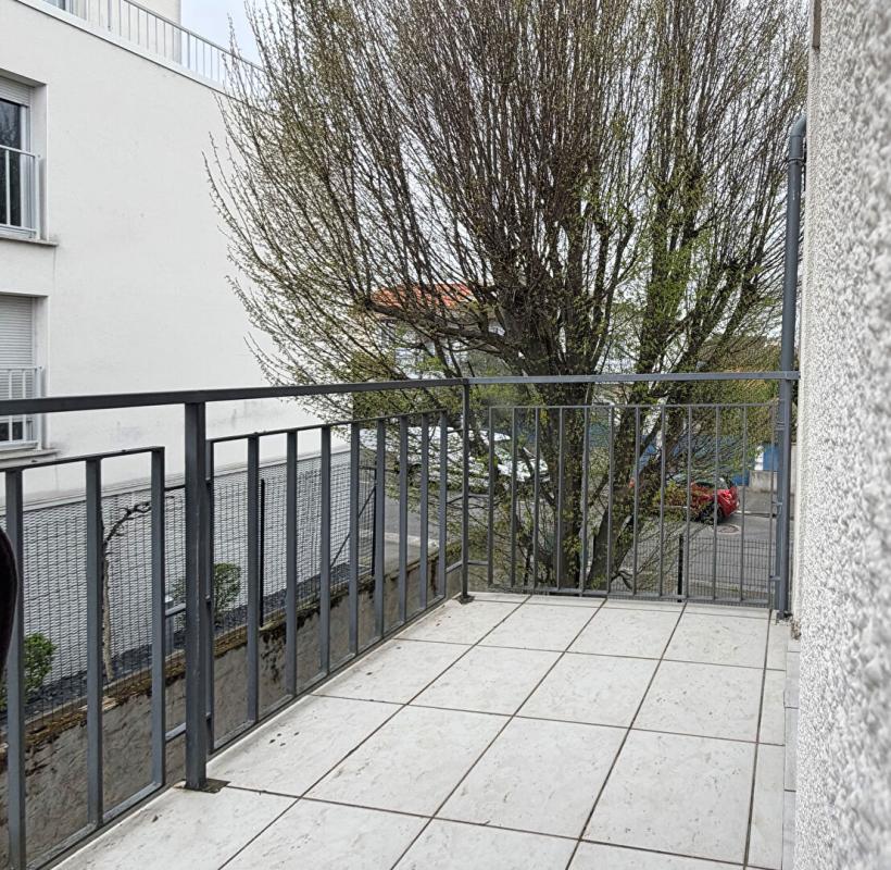 TOULOUSE Appartement T2 + stationnement intérieur quartier Soupetard 11