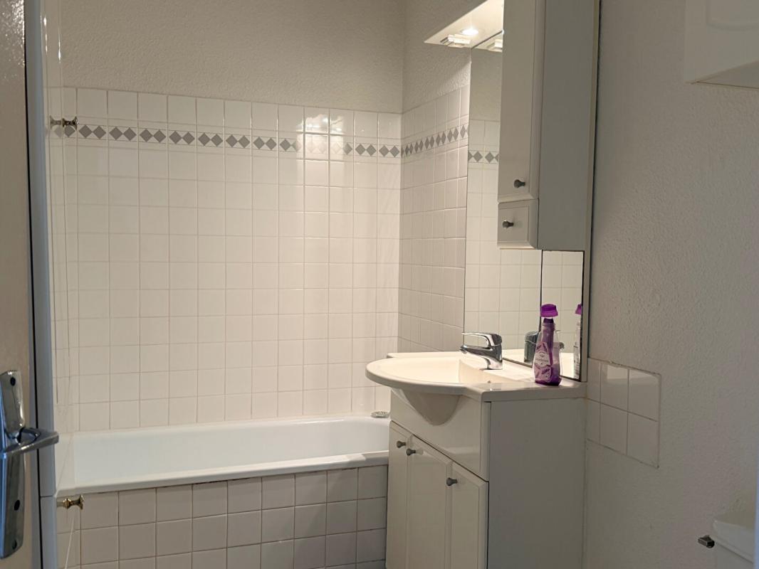 TOULOUSE Appartement T2 + stationnement intérieur quartier Soupetard 7