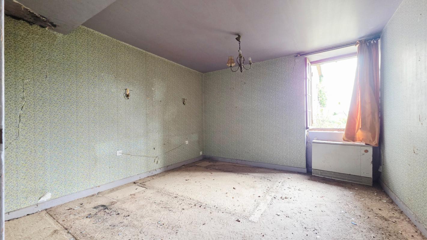 PLOU MAISON CORP DE FERME 8 PIECES GRANGE HANGAR 9