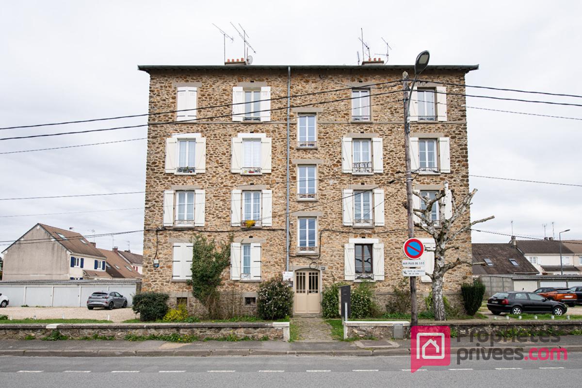 VILLABE Appartement  3 pièce(s)-54m²-2chambres+ box 8