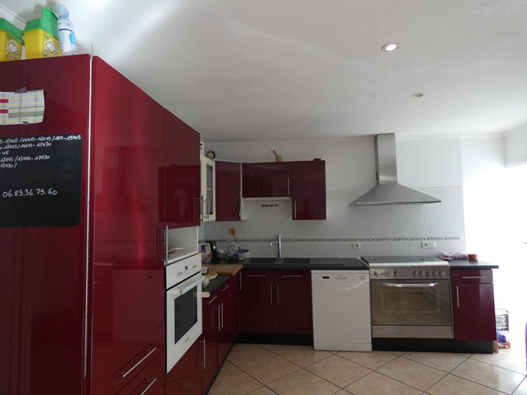 PLESTAN A 10 mns de la gare TGV de LAMBALLE, Maison 9 pièces de 270 m2 sur un terrain de 5 560m2 5