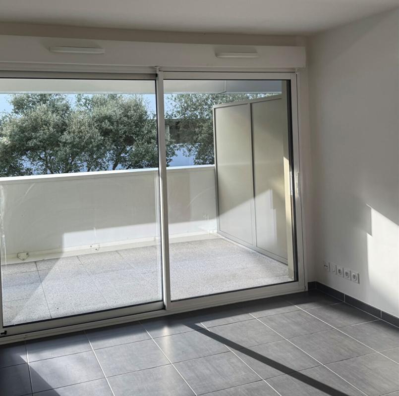 ANGLET Anglet central 3 pièce(s) 65 m2 + terrasses/loggias + pkg intérieur 1